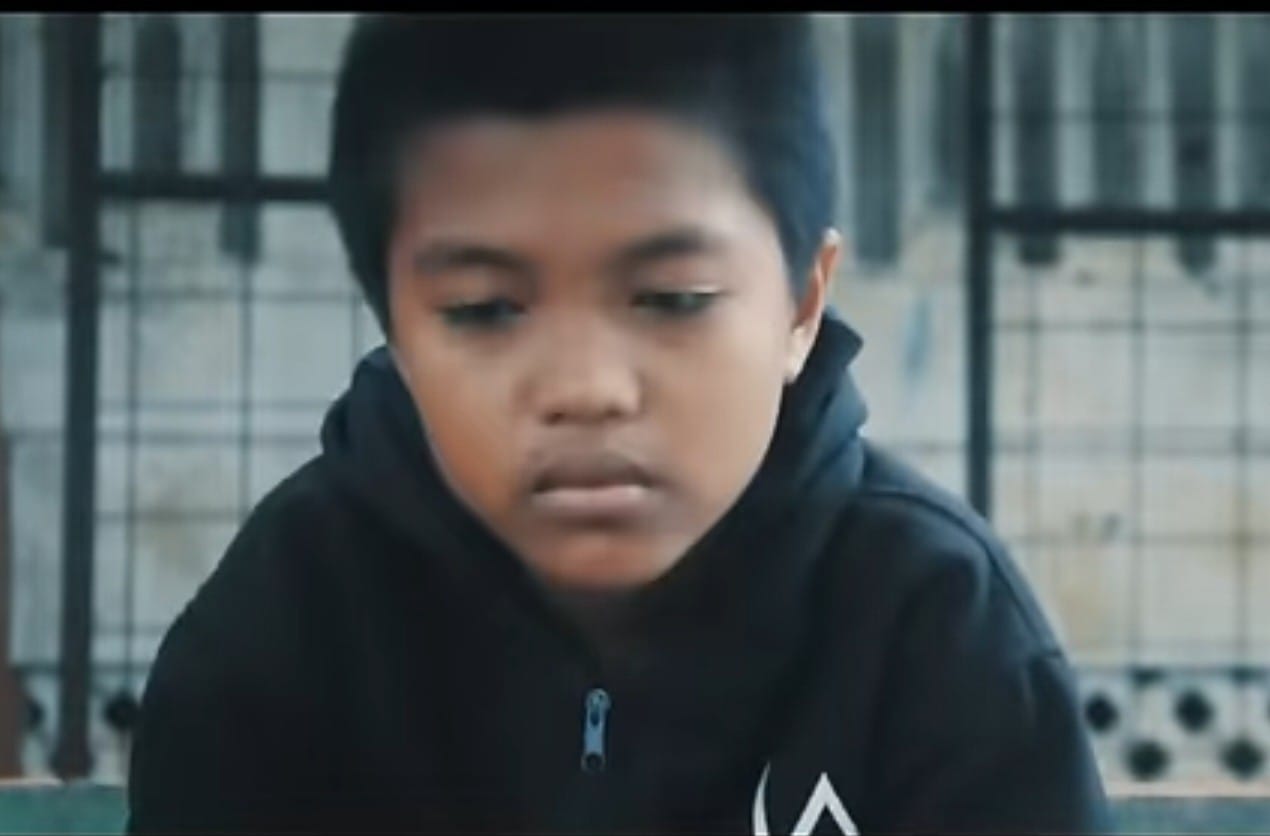 Kisah sukses seorang anak pemulung kecamatan sukabumi jawa barat 